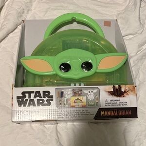 Star Wars Mandalorian Green Art Case